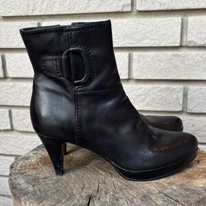 Nine West Genoveva Black Leather Heeled Boots